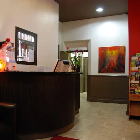 Actuel Centre Gare Hotel 3*